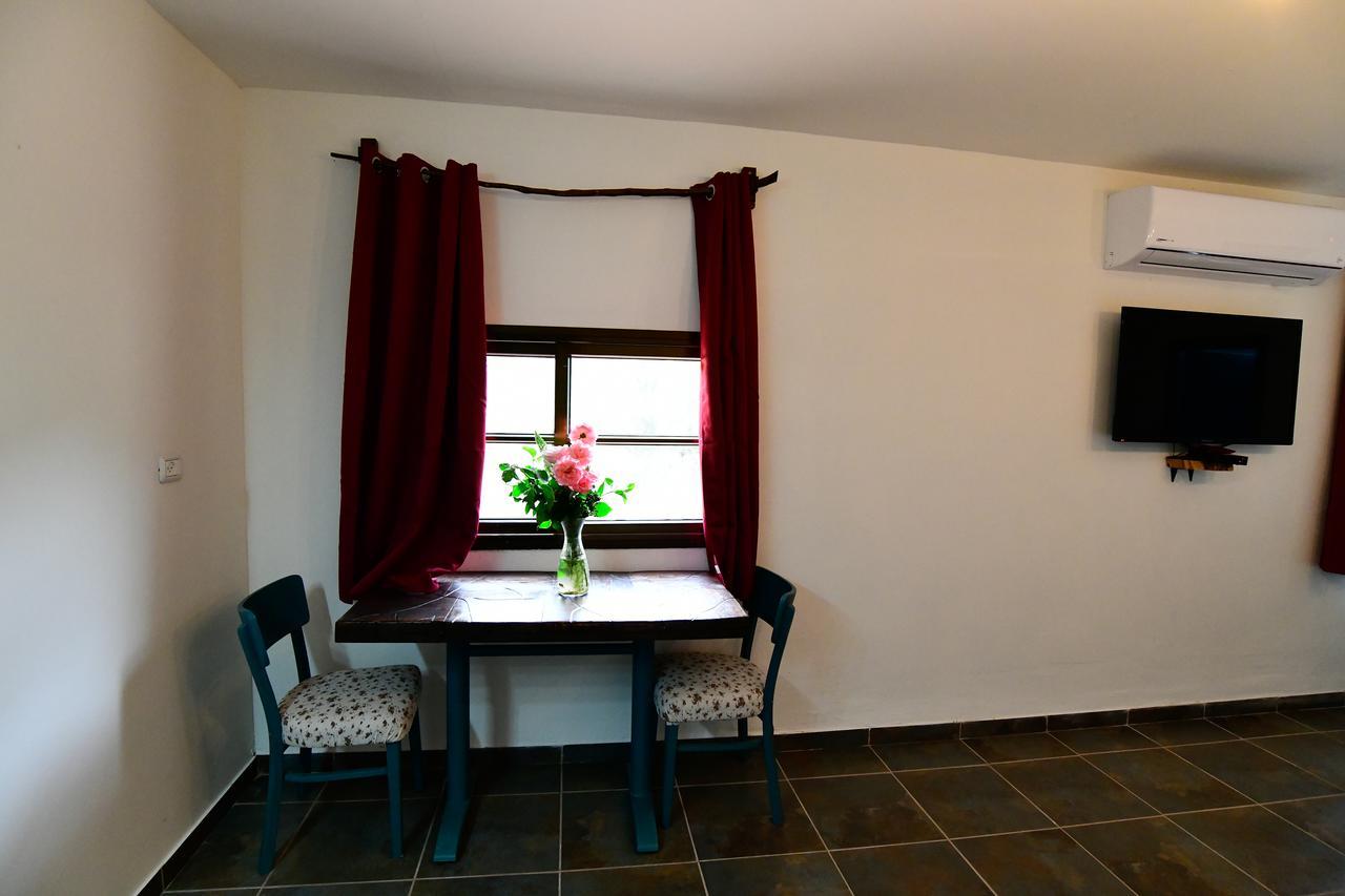 Tzlil Hateva Hosen Exterior foto